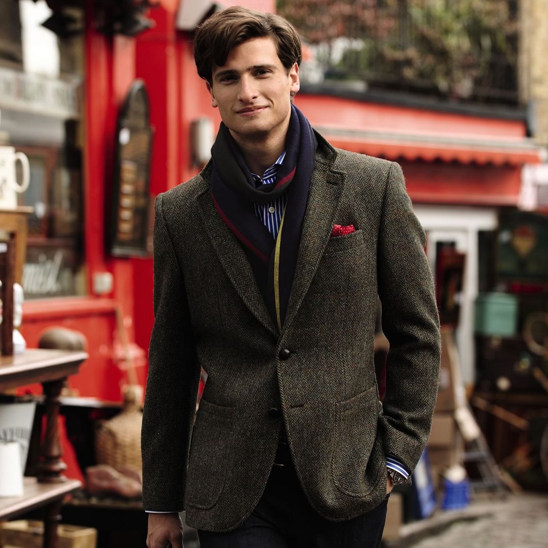 photo 10-Key-Pieces-Tweed-Blazer.jpg